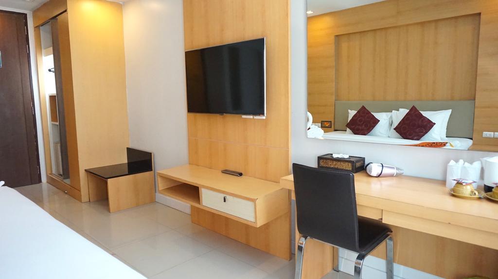 Andatel Grande Patong Phuket Luaran gambar